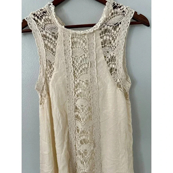 Womens Entro Cream Crochet Sleeveless Shift Dress Size Small - Picture 2 of 3